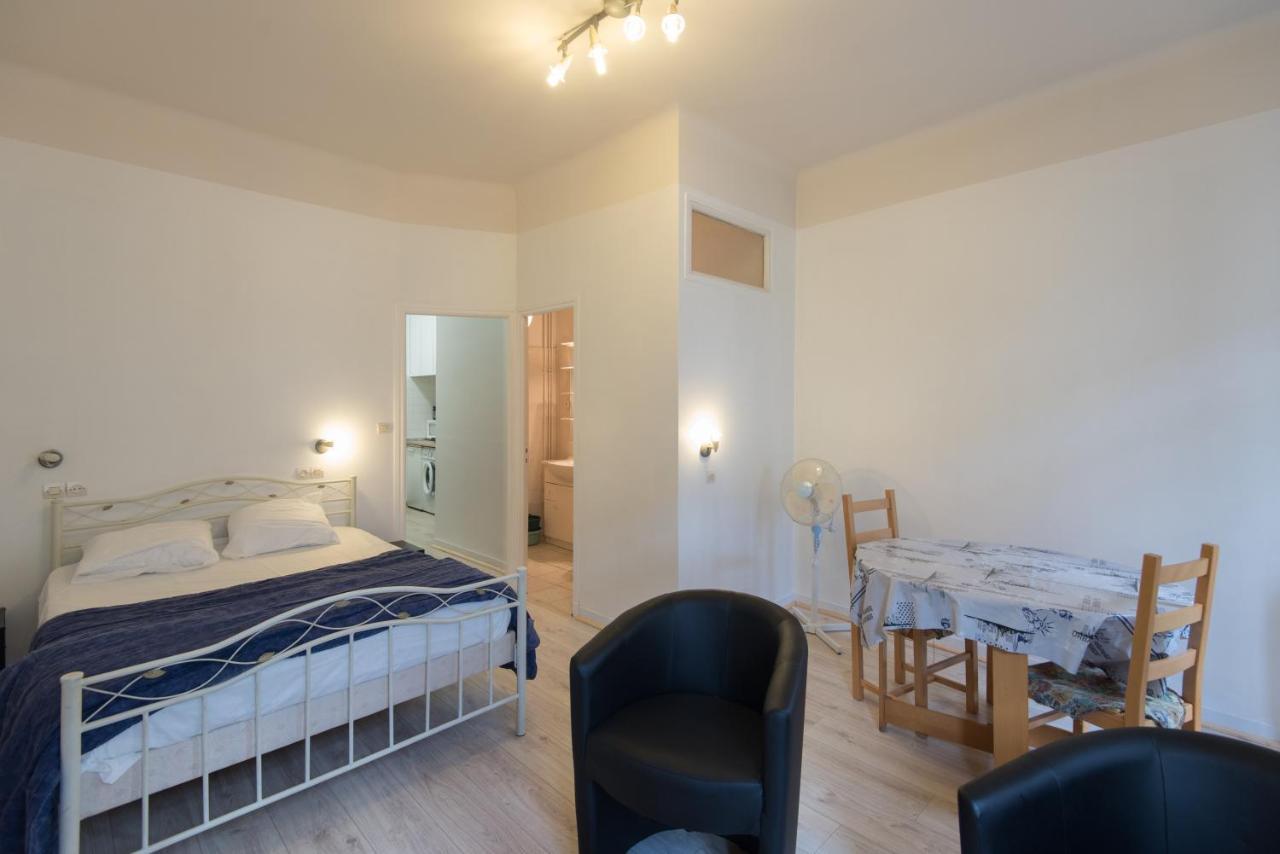 Appartement T1 Rue Castellane à Amélie-les-Bains-Palalda Extérieur photo